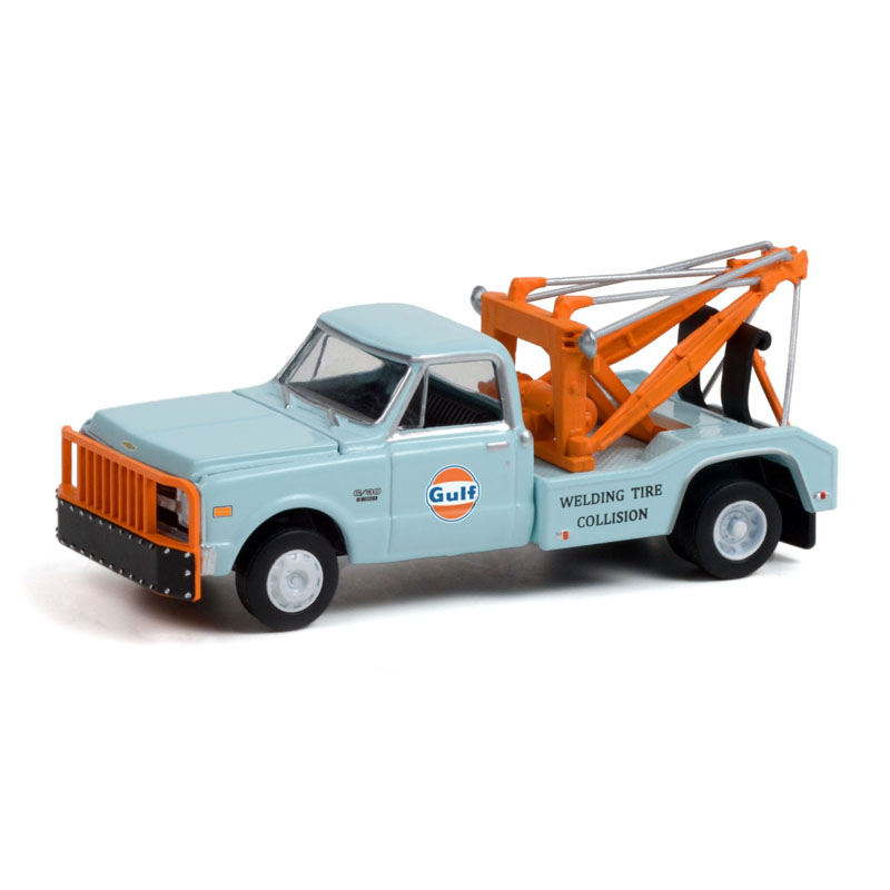 C-30 Dually Wrecker