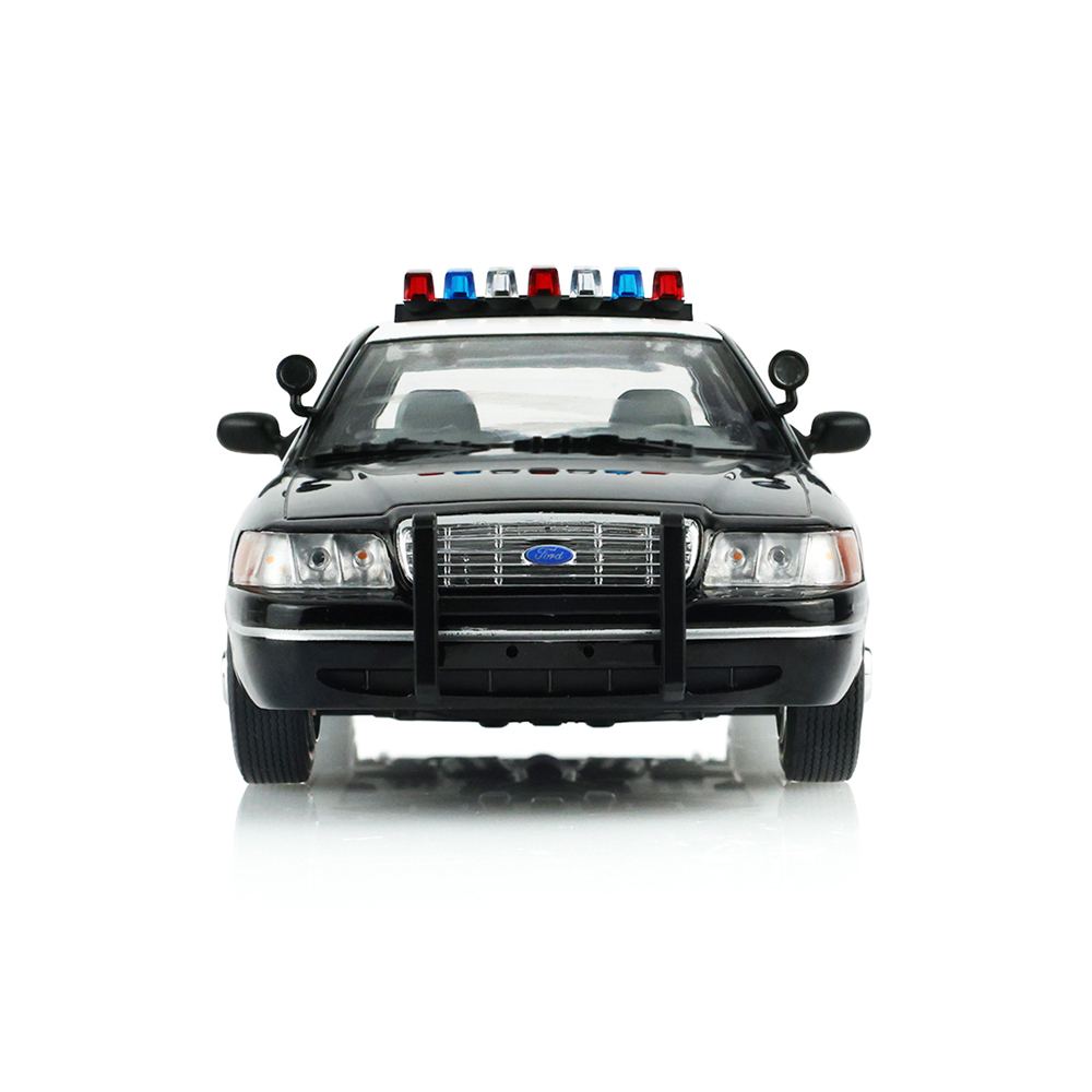 1998 Ford Crown Victoria Police Interceptor – California Highway Patrol