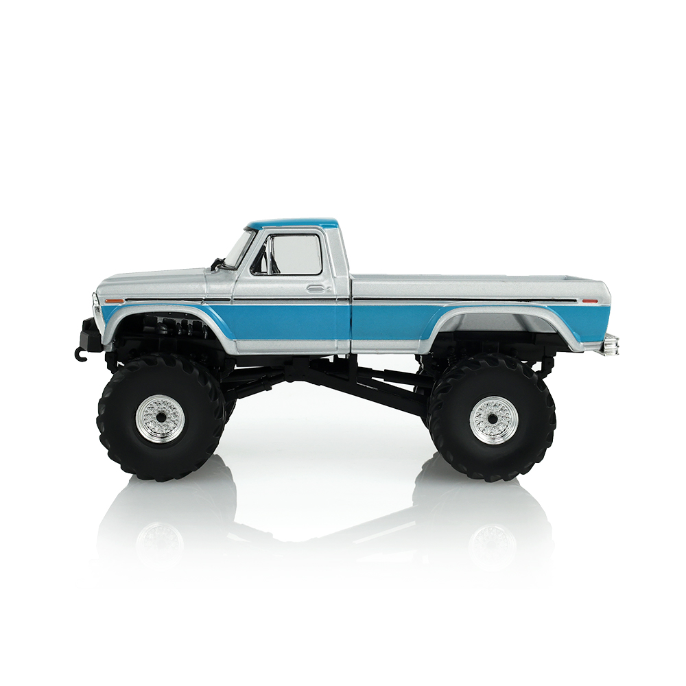 1976 Ford F-250 – Silver Metallic with Teal Green Stripe