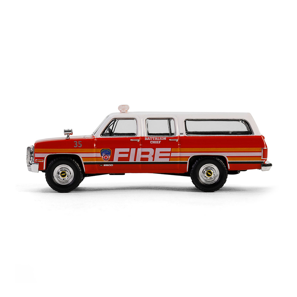 1991 Chevrolet Suburban - FDNY (The Official Fire Department City of New York) Battalion Chief (Hobby Exclusive)